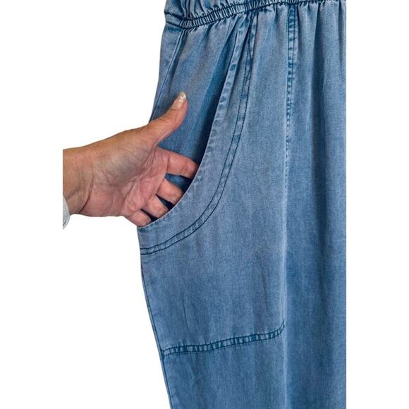 Jumpsuit Smocked Back V Neckline Wide Leg Jumpsuit Size Medium - Picture 5 of 10